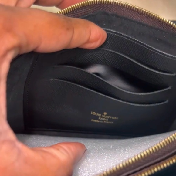 🚫SOLD🚫Louis Vuitton Double Zip Pochette - Picture 4 of 6